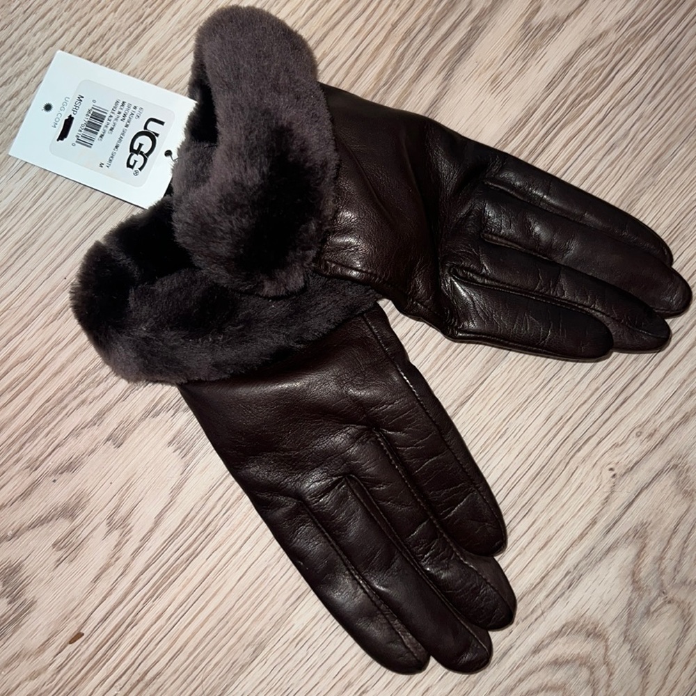UGG gloves